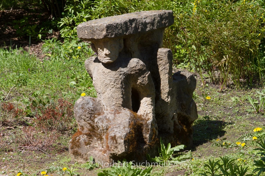 Botanischer Volkspark
Skulptur von A. Franziska Schwarzbach
Keywords: Botanischer Volkspark